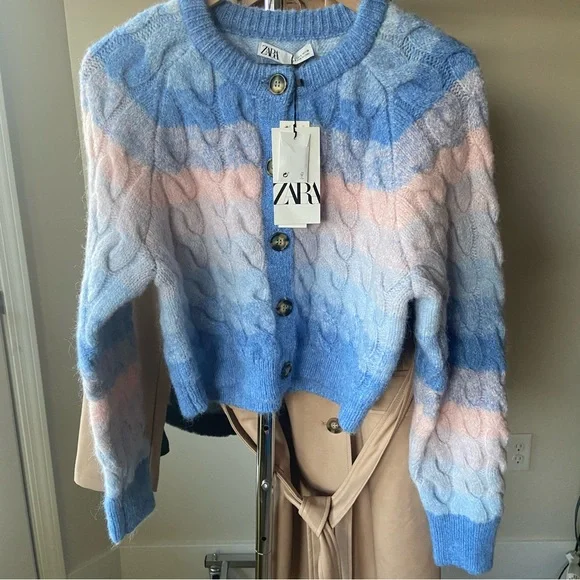 Zara Ombre Cable Knit Button Front Cardigan in Blue Pink - Picture 6 of 11